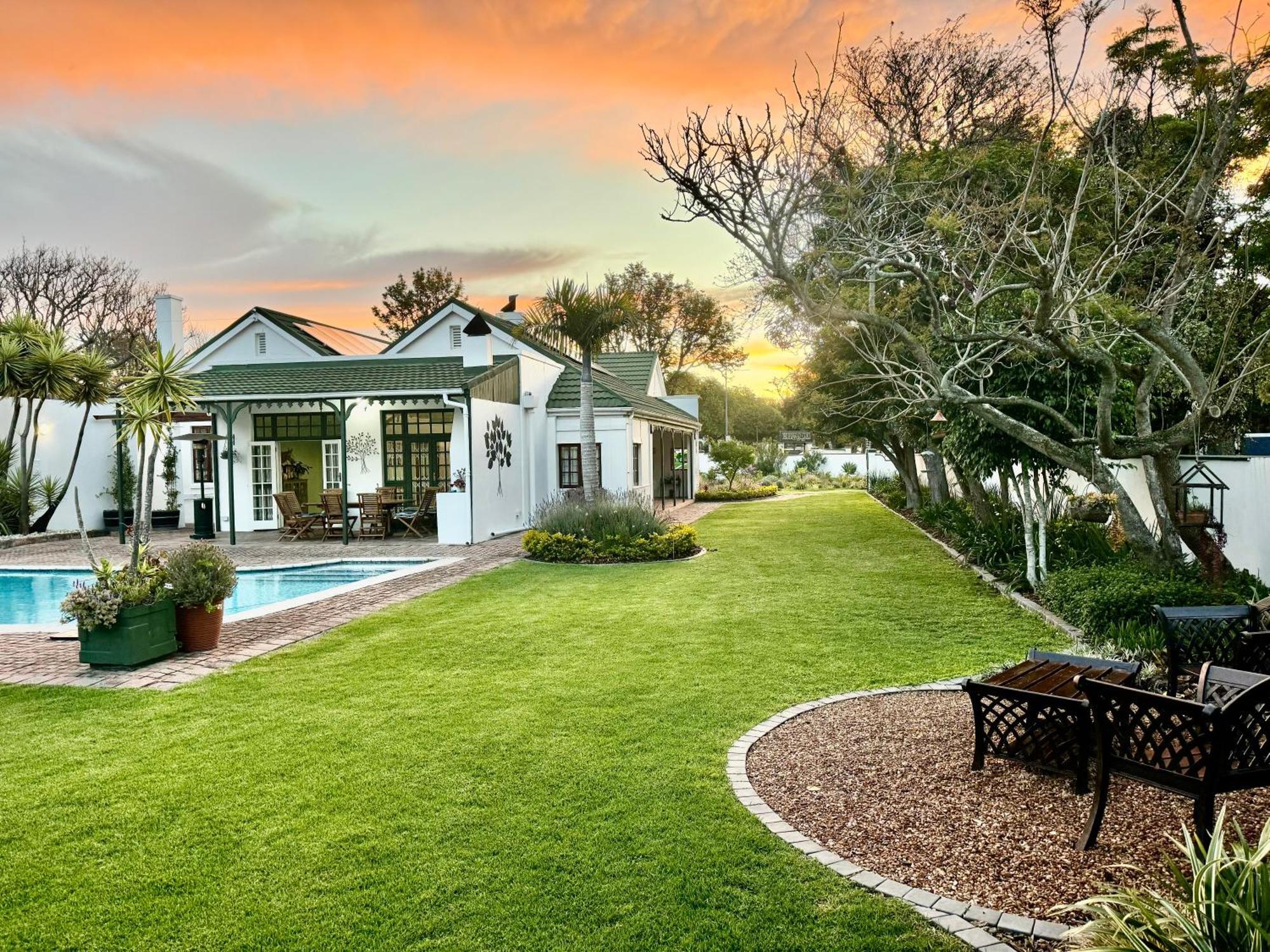 Whistlewood Guesthouse Walmer, Port Eizabeth Port Elizabeth Exteriör bild